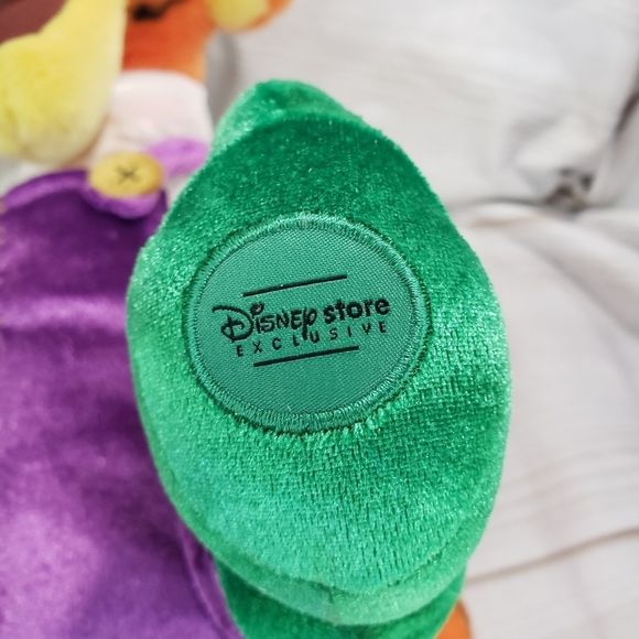 Disney Store Winnie The Pooh Tigger Elf Plush Stuffed Toy Velvet Vintage 12 Inch - Picture 6 of 9